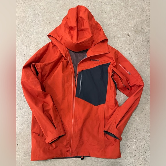 Brick red Patagonia powder town ski shell - Picture 1 of 1